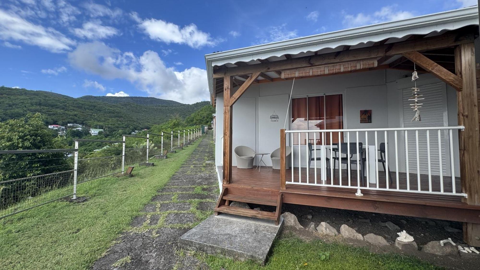 Le Jardin Des Ilets Villa Буйянт Стая снимка
